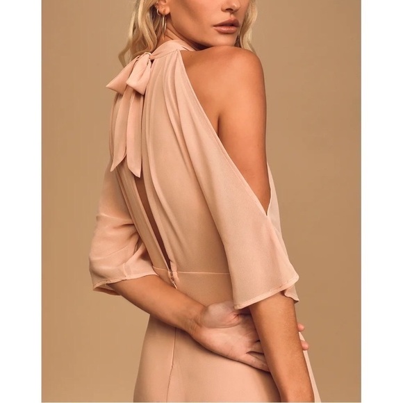 LULU'S Loving Moment Blush Cold-Shoulder Cutout Halter Maxi Dress SIze Small NWT - Picture 4 of 16